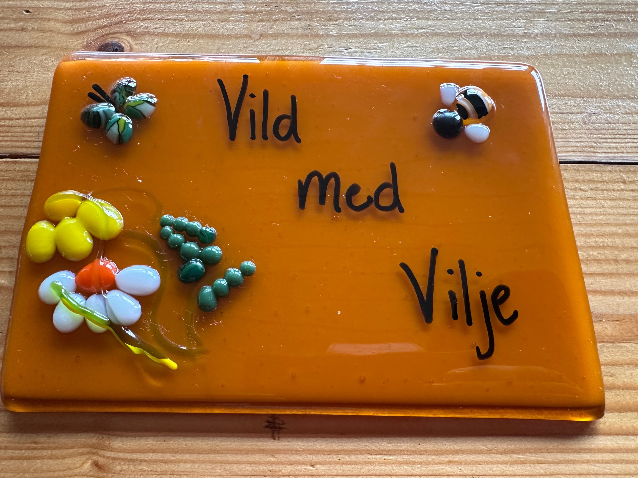 Vild med vilje skilt